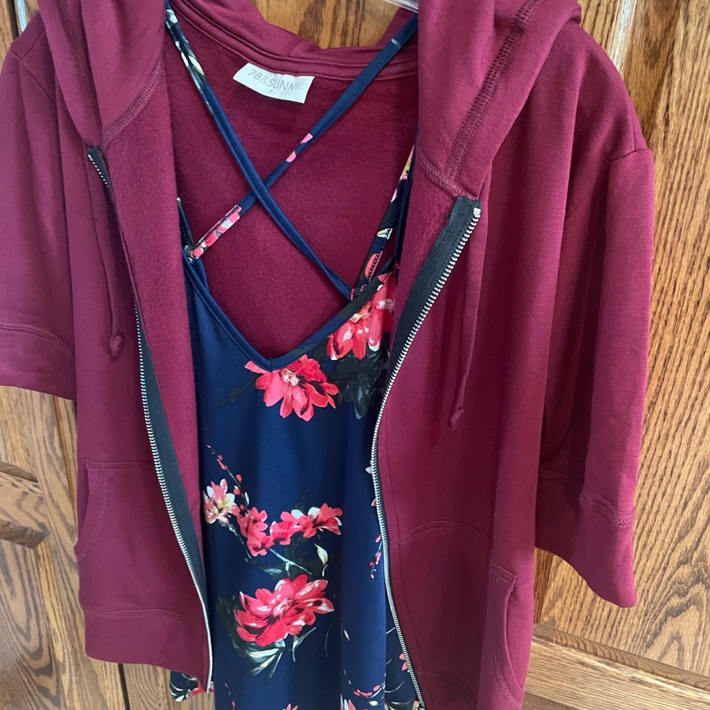 Women's Burgundy Zip-Up Hoodie & Floral top - Picture 4 of 7